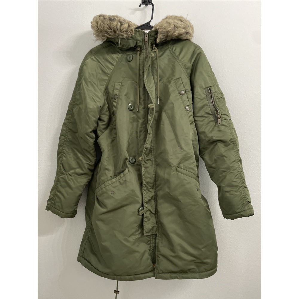 Women's American Eagle Parka with Faux Fur Hood Size Medium‎ Army Green